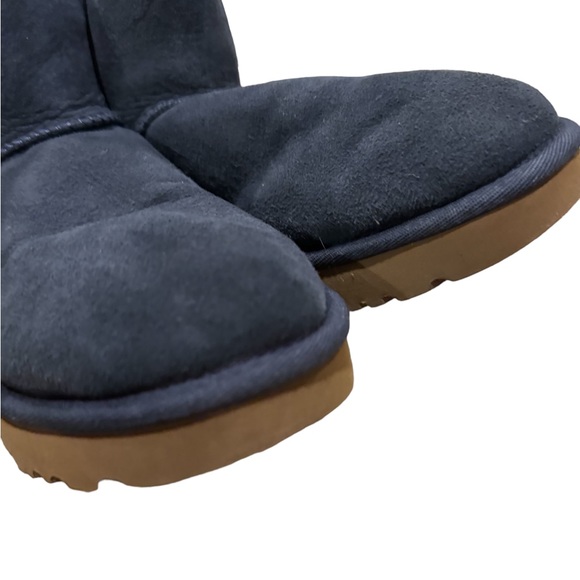 UGG booties with blue suede upper - Picture 5 of 6